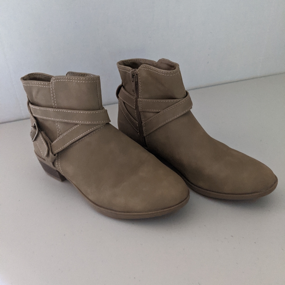 SO girl's Carisa ankle boots, light brown, size 3